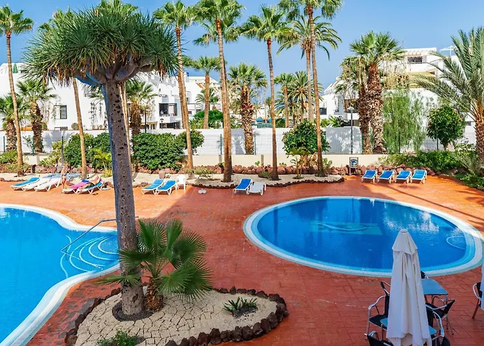 Fantasticstylish & Aircon, Near Lasamericas Appartement