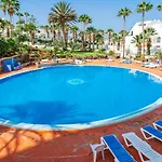 Fantasticstylish & Aircon, Near Lasamericas *