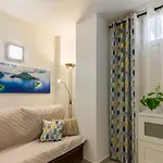 Fantasticstylish & Aircon, Near Lasamericas Daire *