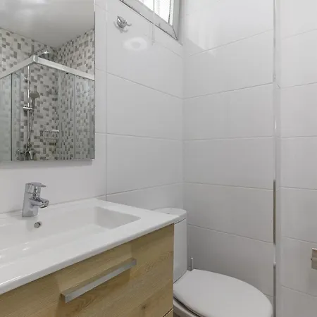 Fantasticstylish & Aircon, Near Lasamericas 아파트 *
