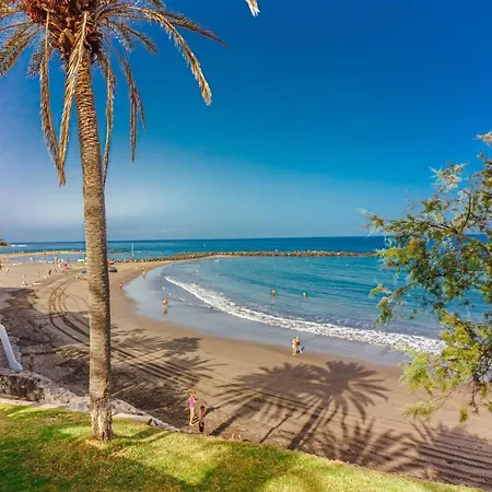 Fantasticstylish & Aircon, Near Lasamericas